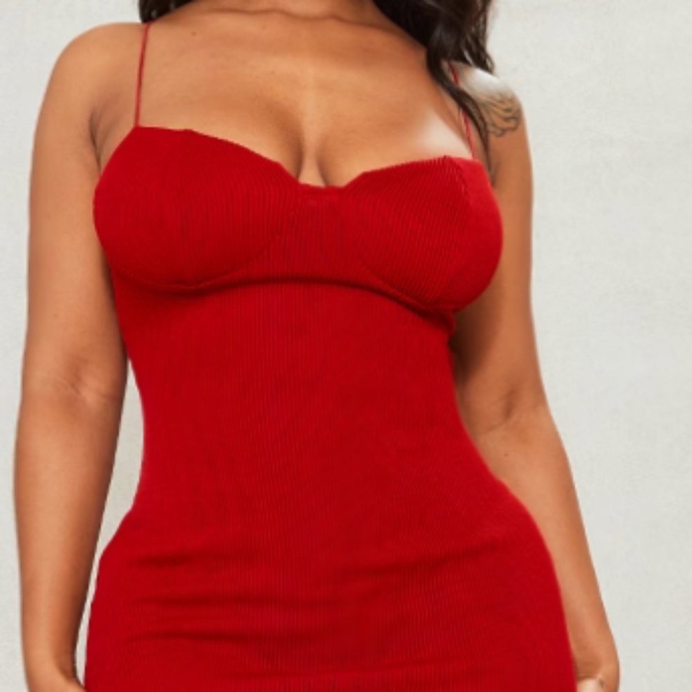 SHAPE RED PLISSE STRAPPY CUP DETAIL MIDAXI DRESS